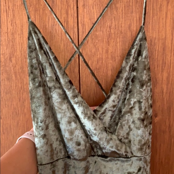 ✨Forever 21 Green Velvet Dress✨ - Picture 2 of 5